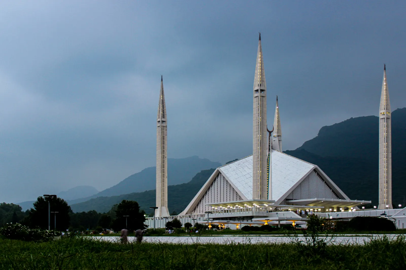 Faisal Mosque and the Margalla Hills, Islamabad — location of the E2 Consulting office